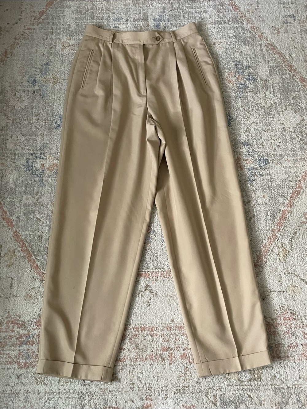 VTG Liz Claiborne Woman’s Pleated Slacks